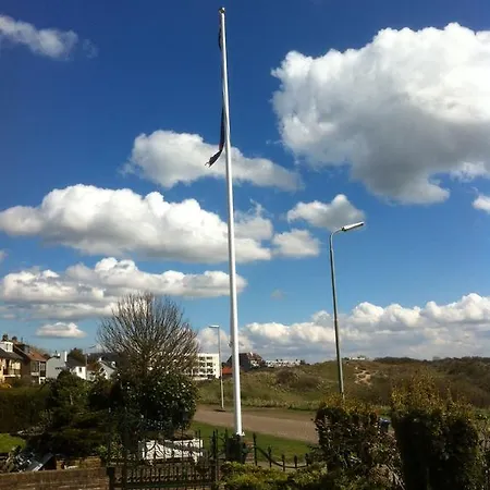 杜因桑德特住宿加早餐旅馆 4*